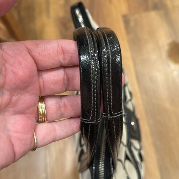 Coach Signature Stripe Foldover Tote (With 2 Hang Tags)(E1380-F23304) EUC - Picture 5 of 17